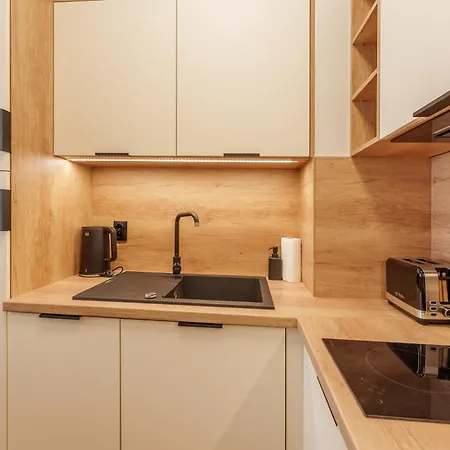 Apartman Artee Iii By Holidaysun *